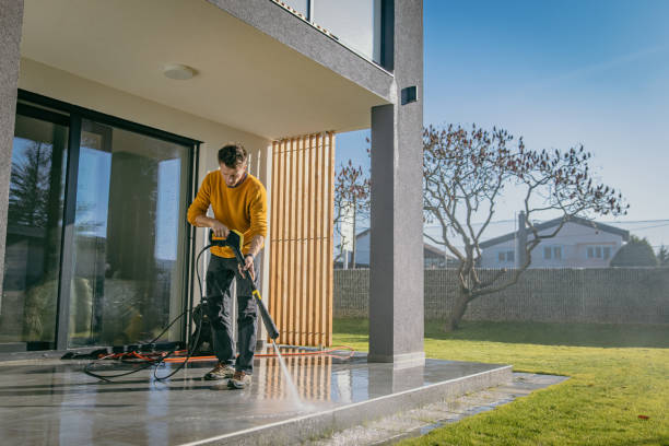 Best Animal Enclosure Cleaning  in Royal Palm Estates, FL
